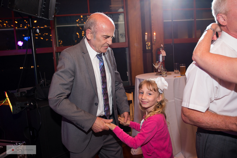Kinney_Bungalow_trevor_holden_photography_wedding_photographer_rhode_island-51
