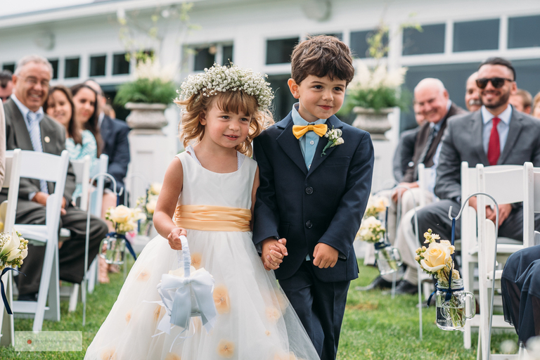 Rhode_island_country_club_wedding_trevor_holden_photography-29