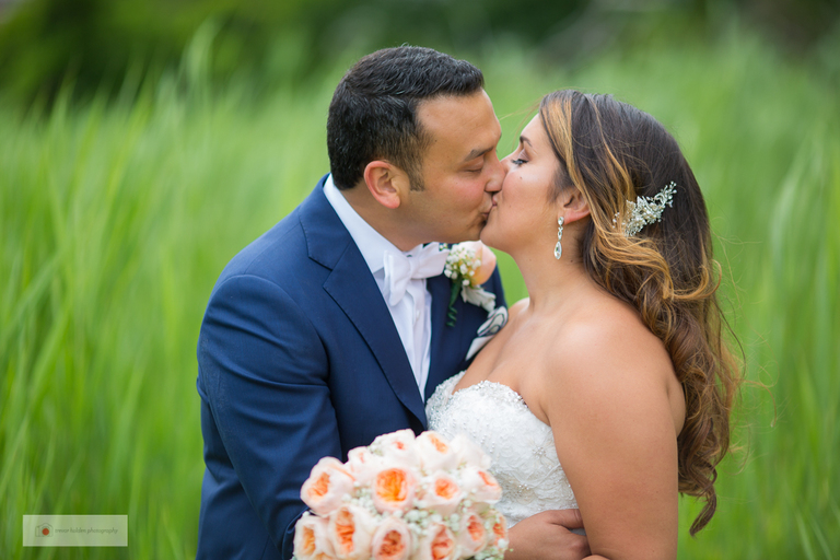 Rhode_island_country_club_wedding_trevor_holden_photography-41
