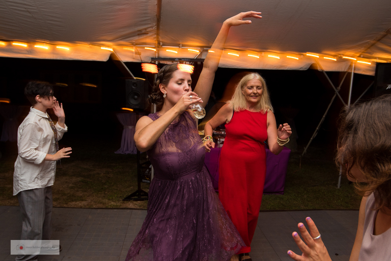 backyard_beachfront_wedding_charlestown_rhode_island_trevor_holden_photograghy-56