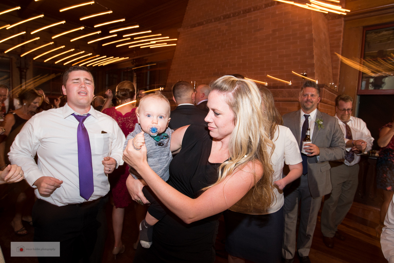 Kinney_Bungalow_Trevor_Holden_Photography_rhode_island_wedding-52