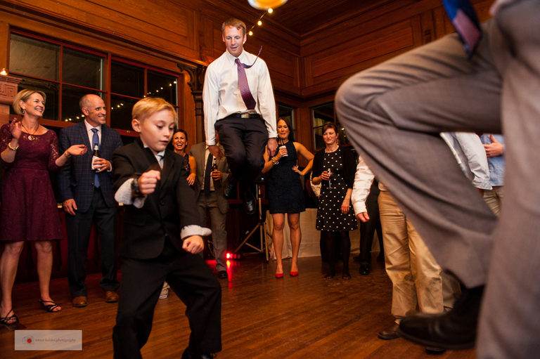 Kinney_Bungalow_Trevor_Holden_Photography_rhode_island_wedding-55