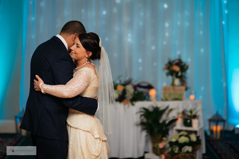 Providence_rhode_island_wedding_hilton_bride_groom_wedding_photographer_trevor_holden_photography-36