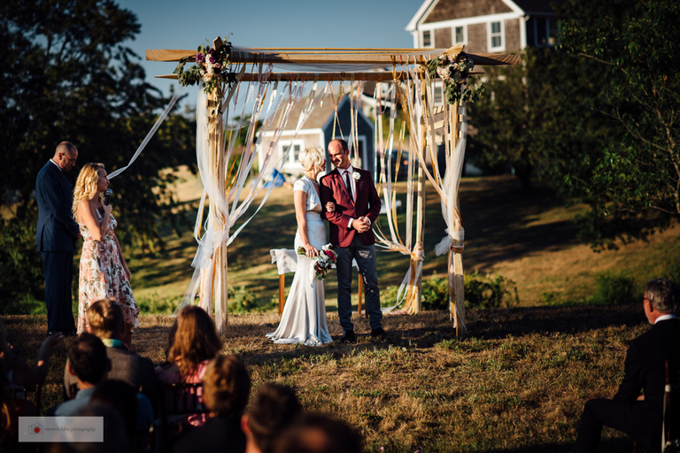 block_island_wedding_photographer_trevor_holden_photography_back_yard_wedding-26