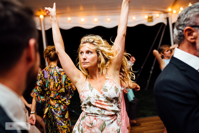 block_island_wedding_photographer_trevor_holden_photography_back_yard_wedding-60