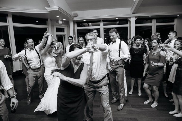 oceancliff_wedding_trevor_holden_photography_wedding_photographer_rhode_island-81