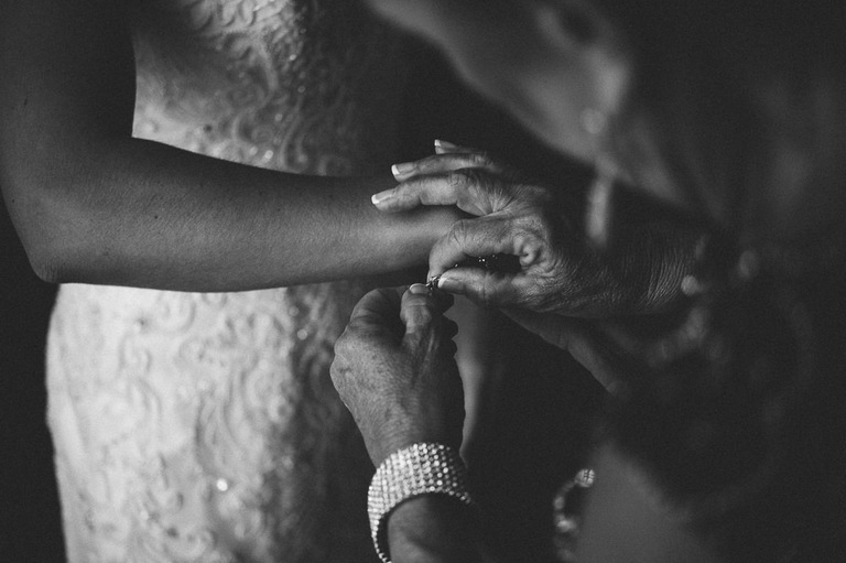 aldrich_mansion_warwick_wedding_rhode_island_photographer_wedding_photography_trevor_holden-13