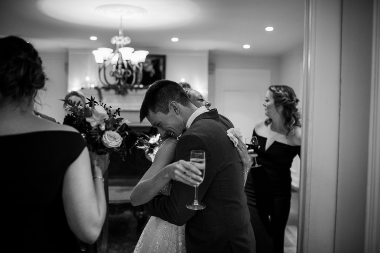 oceancliff_newport_rhode_island_wedding_photographer_trevor_holden_photography-51